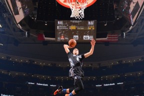 美因茨连续遭遇丢球，德甲降级危机加剧，美因茨队