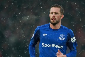 开云全站-“传奇教练：他们的战术理念和成功秘诀”，传奇教练徽章