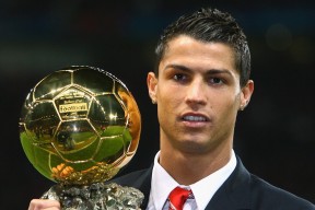 开云体育下载官网-_快船队迎战豪强，场场激战不断_，快船球队队员名单