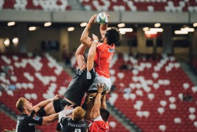 开云体育俱乐部官网-_极地探索赛：穿越冰雪原野的勇者之旅_，极地探险